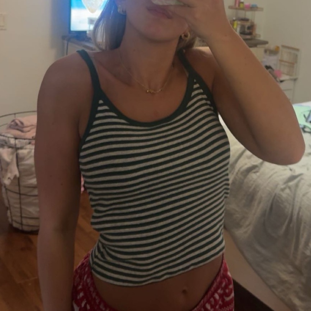 -hollister striped tank